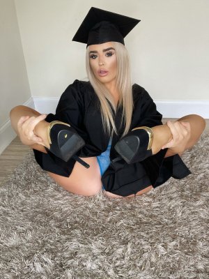 ❤️FAVOURITE❤️ OnlyFans(11).jpg