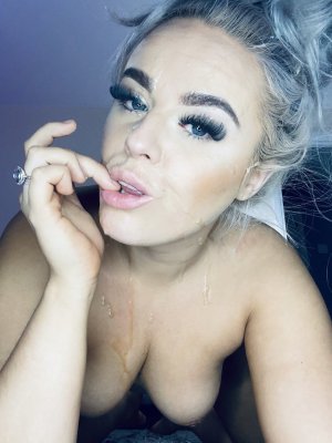 cumshots-emily-from-emily-amp-james-onlyfans-pa6HnF.jpg