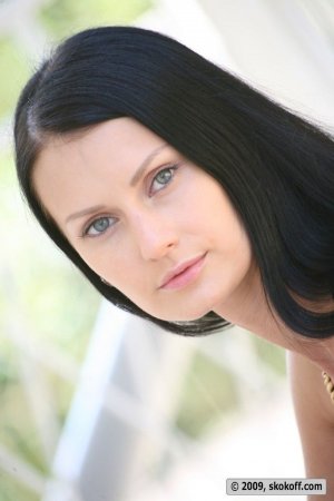 213-07 thefappeningblog.com.jpg