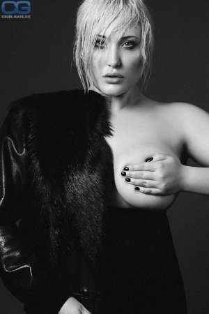 hayley-hasselhoff-nude-758038.jpeg