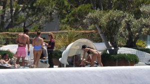 Georgina Rodriguez Sexy 16 thefappeningblog.com.jpg