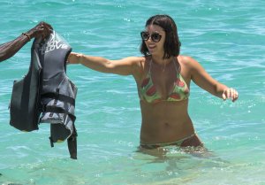 Catherine Harding Sexy 43 thefappeningblog.com.jpg