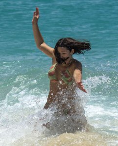 Catherine Harding Sexy 79 thefappeningblog.com.jpg