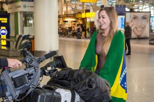 Ju Isen Topless 12 thefappeningblog.com.jpg