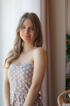 0024-01 thefappeningblog.com.jpg