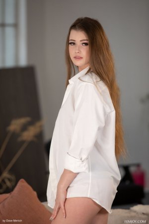 0001-01 thefappeningblog.com.jpg