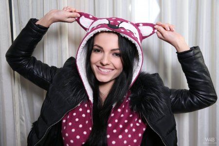 sapphira-always-cool-04 thefappeningblog.com.jpg