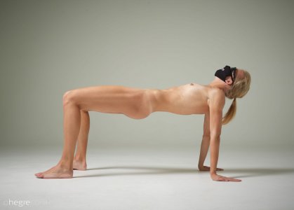 0001-08 thefappeningblog.com.jpg