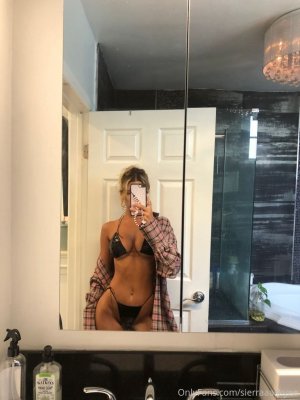 sierraaaskyee (21).jpg