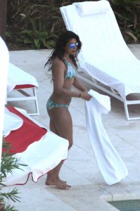 Priyanka Chopra Sexy pool 15 thefappeningblog.com.jpg