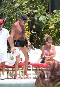 Hayley Roberts Sexy 14 thefappeningblog.com.jpg