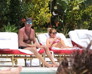 Hayley Roberts Sexy 23 thefappeningblog.com.jpg