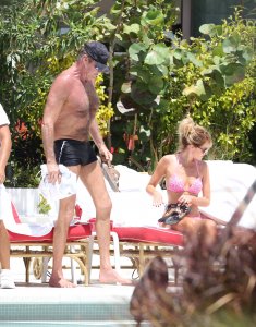 Hayley Roberts Sexy 29 thefappeningblog.com.jpg