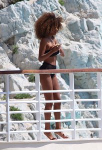 Tina Kunakey Sexy 3 thefappeningblog.com.jpg