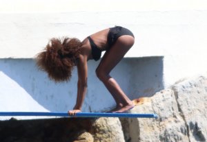 Tina Kunakey Sexy 24 thefappeningblog.com.jpg