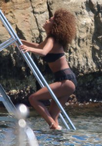 Tina Kunakey Sexy 27 thefappeningblog.com.jpg