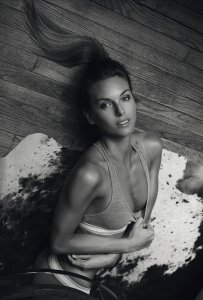 Autumn Holley Nude & Sexy 22 thefappeningblog.com.jpg