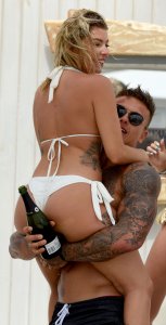 Olivia Buckland Sexy 5 thefappeningblog.com.jpg