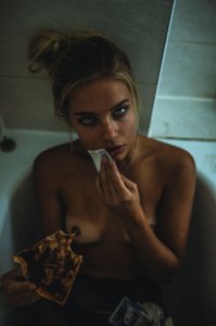 Holly Horne Nude 2 thefappeningblog.com.jpg