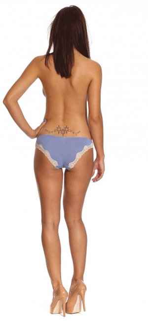 Rosie Jones 360 GIF 01_0018_Capa 17.jpg