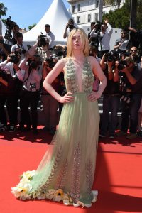 Elle Fanning Sexy 51 thefappeningblog.com.jpg