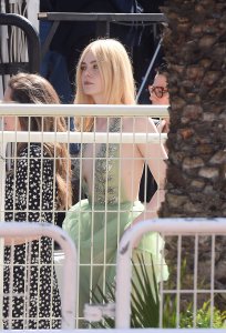 Elle Fanning Sexy 32 thefappeningblog.com.jpg