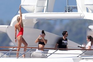 Natasha Poly Sexy 2 thefappeningblog.com.jpg