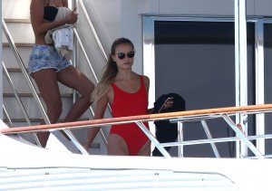 Natasha Poly Sexy 29 thefappeningblog.com.jpg