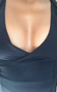 Ariane Andrew Topless 5 thefappeningblog.com.jpg