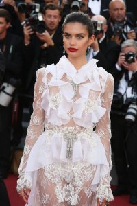 Sara Sampaio Sexy 3 thefappeningblog.com.jpg