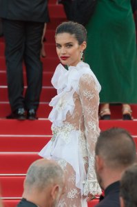 Sara Sampaio Sexy 6 thefappeningblog.com.jpg