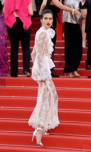 Sara Sampaio Sexy 41 thefappeningblog.com.jpg