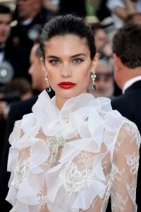 Sara Sampaio Sexy 96 thefappeningblog.com.jpg