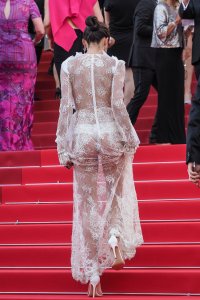 Sara Sampaio Sexy 92 thefappeningblog.com.jpg