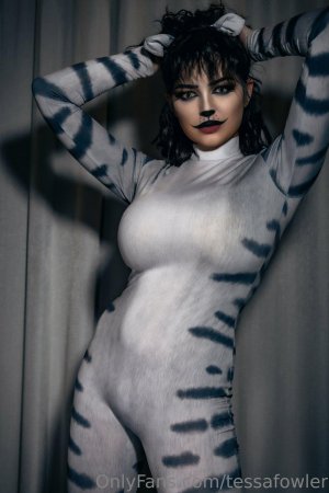 tessa_fowler_nude_cat_suit_strip_onlyfans_set_leaked-SEOLMZ.jpg