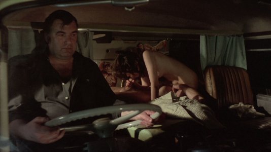 Rolls-Royce Baby (1975).mkv_snapshot_00.33.21.900.jpg