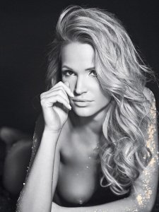 Linda Zimany Naked 02.jpg