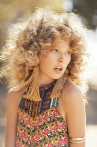 Olga Voronova Topless 06.jpg