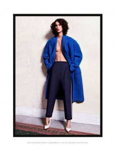 Franzi Mueller Topless 02.jpg