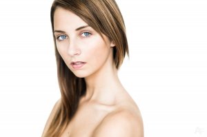 Nikita Klaestrup Naked 16.jpg