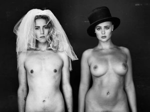 Stefania Ferrario Topless 19.jpg