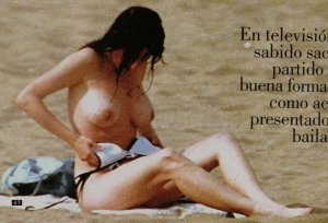 Beatriz Rico Topless 04.jpg