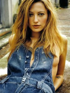 Noot Seear Naked 06.jpg