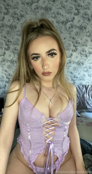 toninicoleox-06-05-2021-2102645536-I’m a bit late with sorting content today, I’m sorry I’ve j...jpg