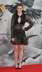 Millie Brady Nip Slip 112 thefappeningblog.com.jpg