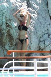 Victoria Silvstedt Sexy 34 thefappeningblog.com.jpg