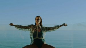 Gracie Carvalho Topless & Sexy 7 thefappeningblog.com.jpg