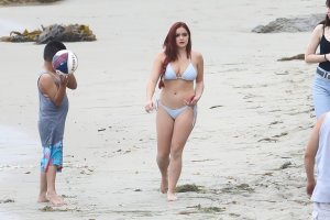 Ariel Winter Sexy Bikini 21 thefappeningblog.com.jpg