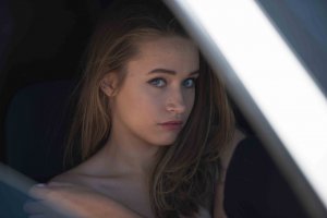 Vienna Kendall Nude & Sexy 42 thefappeningblog.com.jpg