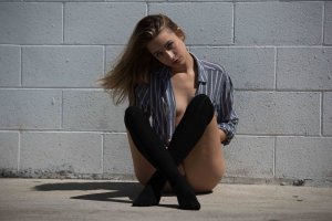 Vienna Kendall Nude & Sexy 78 thefappeningblog.com.jpg